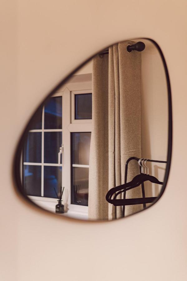 Families, Contractors And Businesses - Cottage Home - Next To Oxford, Bicester And Blenheim Bletchingdon Экстерьер фото