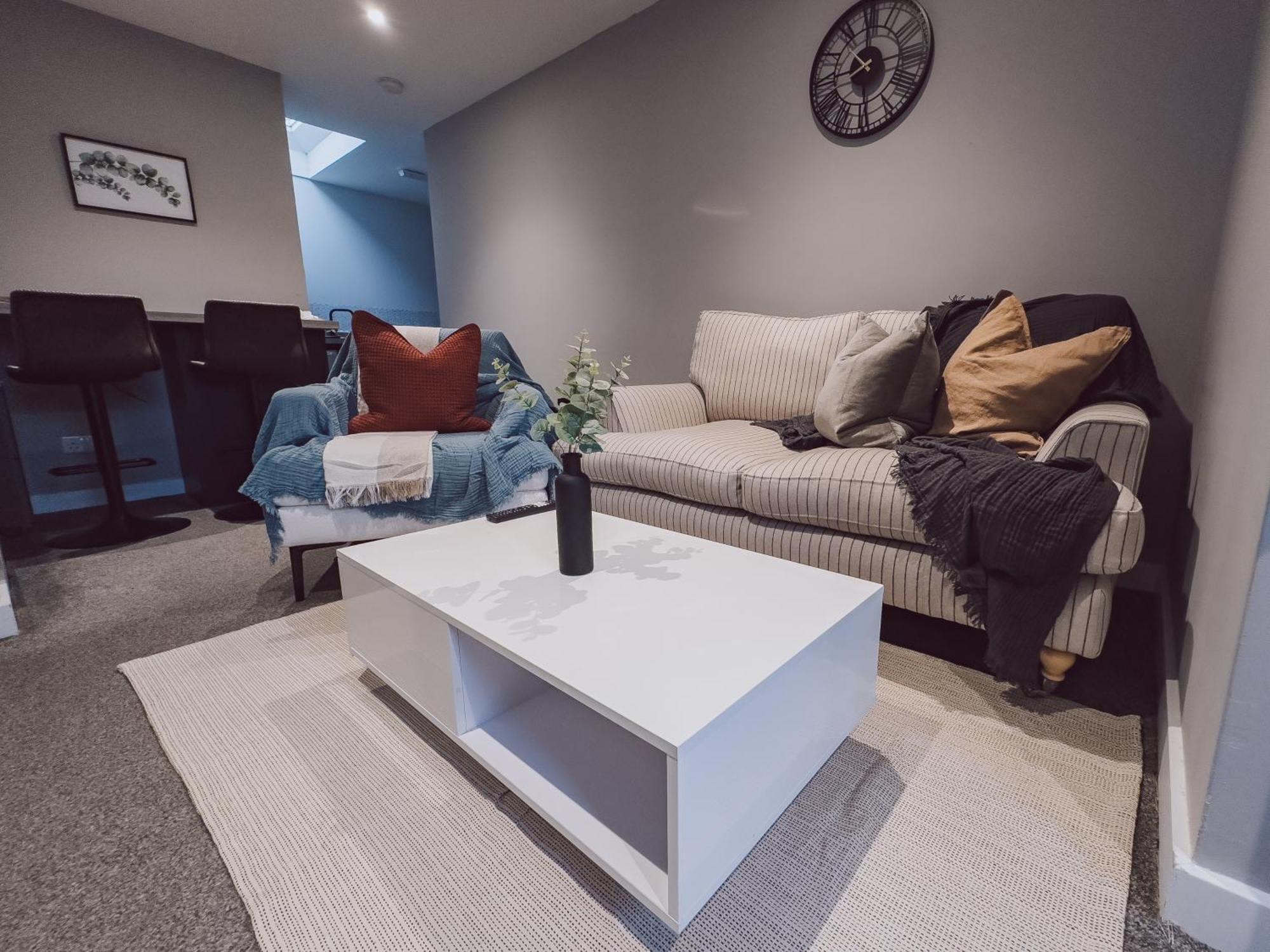 Families, Contractors And Businesses - Cottage Home - Next To Oxford, Bicester And Blenheim Bletchingdon Экстерьер фото
