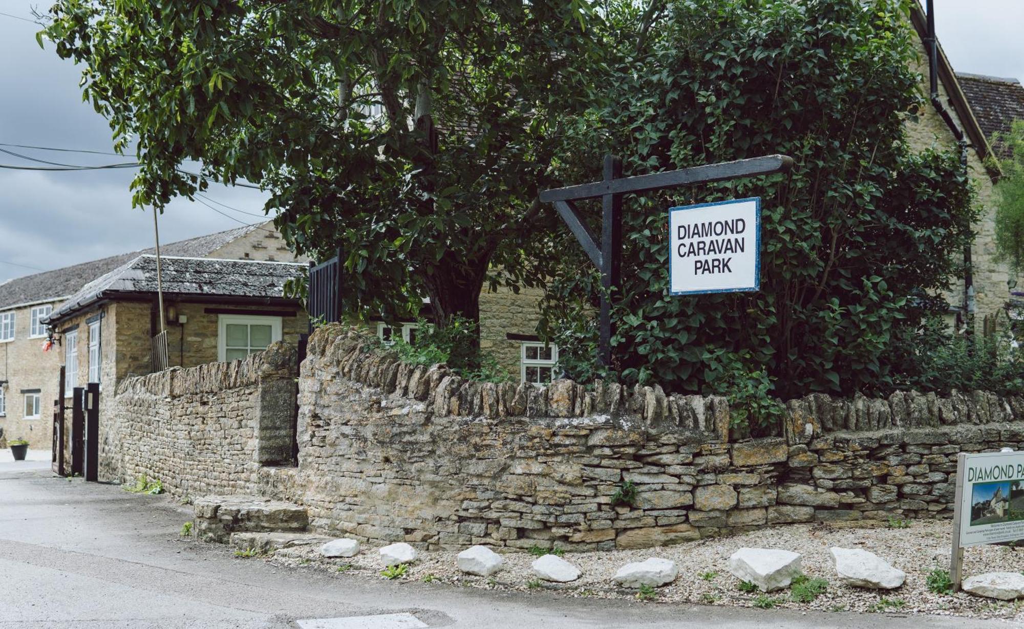 Families, Contractors And Businesses - Cottage Home - Next To Oxford, Bicester And Blenheim Bletchingdon Экстерьер фото